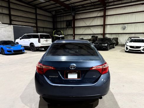 Used 2017 Toyota Corolla LE FWD image 6