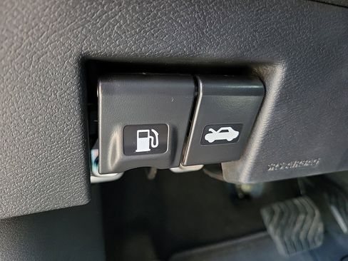 New 2024 Nissan Kicks SV image 20