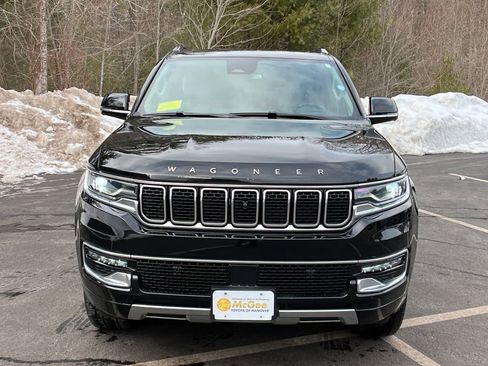 Used 2023 Jeep Wagoneer L Series III w/ Premium Group I image 8