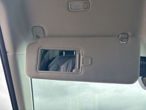 Used 2024 Kia Carnival SX FWD image 15