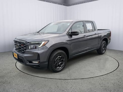 Certified 2025 Honda Ridgeline TrailSport+ image 6