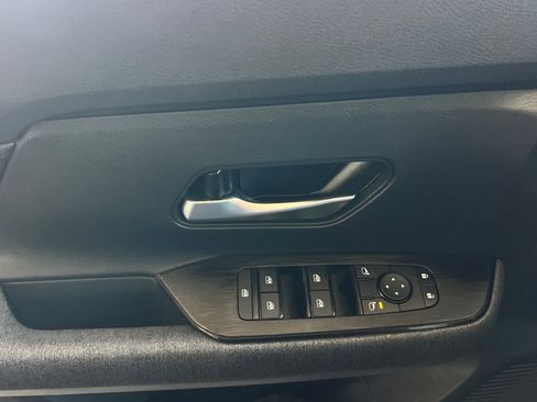 Certified 2026 Nissan Kicks SV FWD image 13