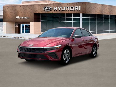 New 2025 Hyundai Elantra SEL image 1