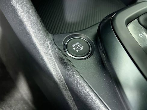 New 2025 Kia K4 LXS image 22