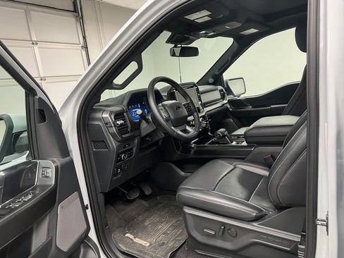 Used 2025 Ford F150 Lariat AWD/4WD image 18