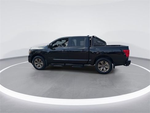 Used 2024 Nissan Titan SV w/ SV Bronze Edition Package image 5