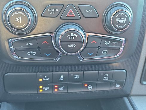 Used 2018 RAM 1500 Rebel w/ Luxury Group image 23