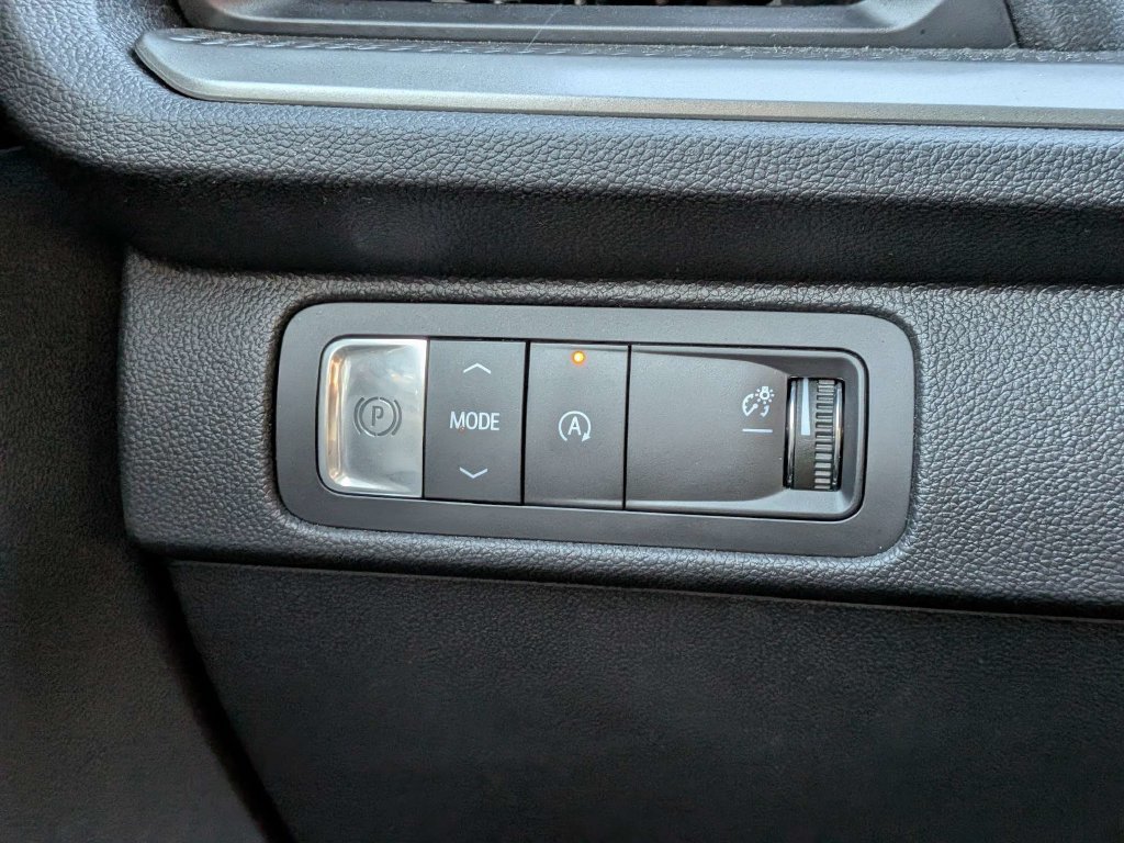 Used 2026 Chevrolet Traverse LT w/ Driver Confidence Package FWD image 21