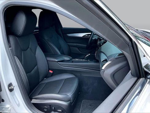 Used 2023 Cadillac CT5 Luxury w/ Cold Weather Package RWD image 9