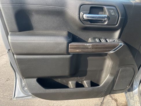 Used 2021 Chevrolet Silverado 1500 RST image 10