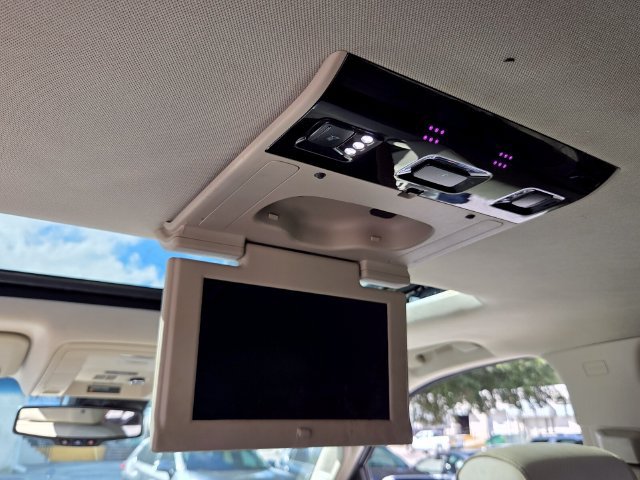 Used 2020 GMC Yukon XL Denali w/ Denali Premium Package RWD image 18