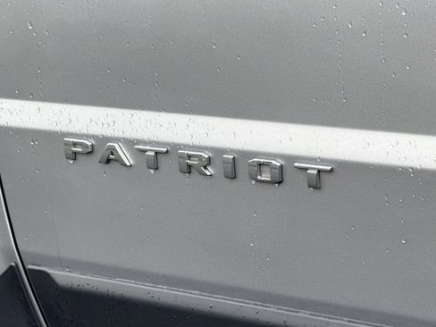 Used 2016 Jeep Patriot Sport image 21