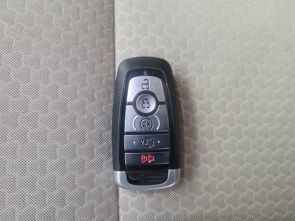Used 2019 Ford Escape SE FWD image 32