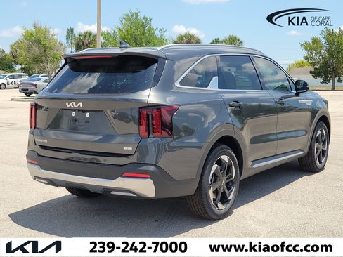 New 2026 Kia Sorento EX FWD image 6