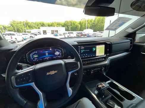 Certified 2023 Chevrolet Silverado 1500 LTZ AWD/4WD image 19
