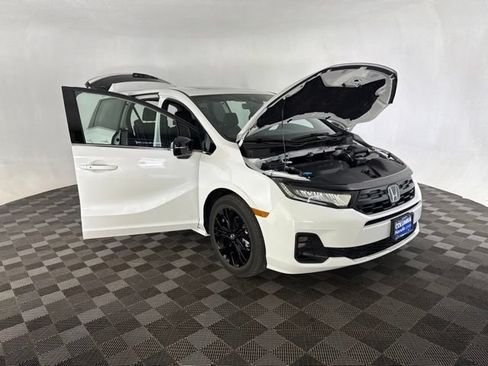Certified 2026 Honda Odyssey Sport-L image 16