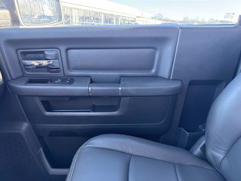 Used 2012 RAM 1500 Express image 17