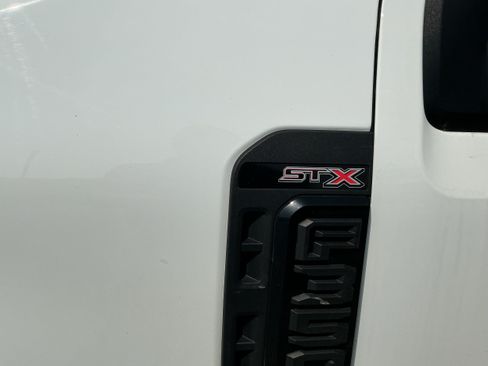 Used 2023 Ford F350 XL w/ STX Appearance Package AWD/4WD image 5