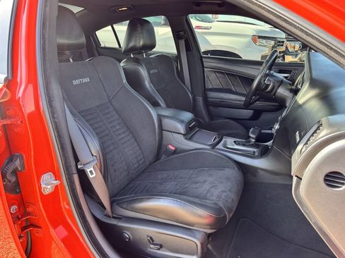 Used 2023 Dodge Charger Scat Pack w/ Daytona Edition Group RWD image 30