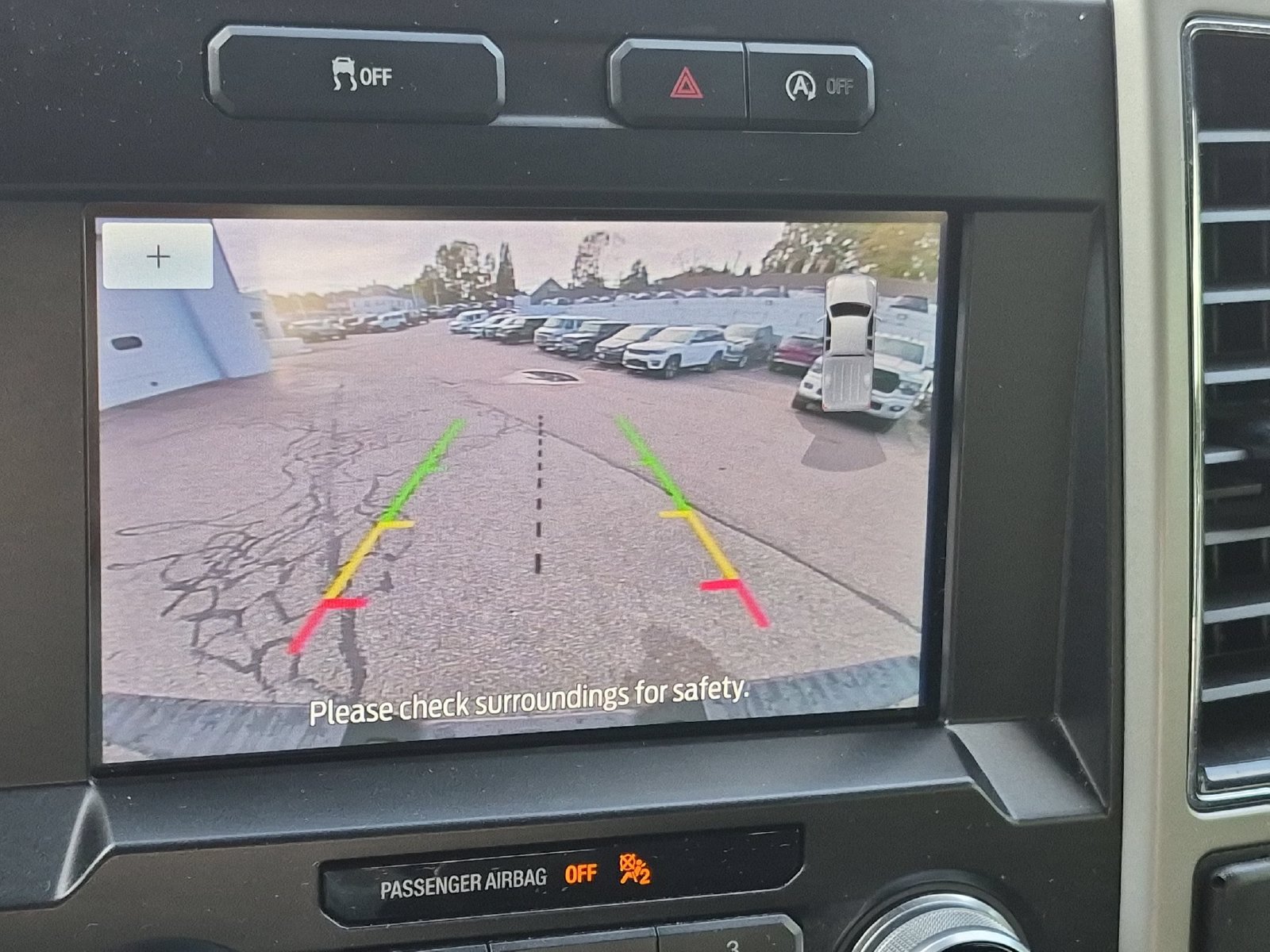 Used 2019 Ford F150 Lariat w/ Equipment Group 502A Luxury AWD/4WD image 24