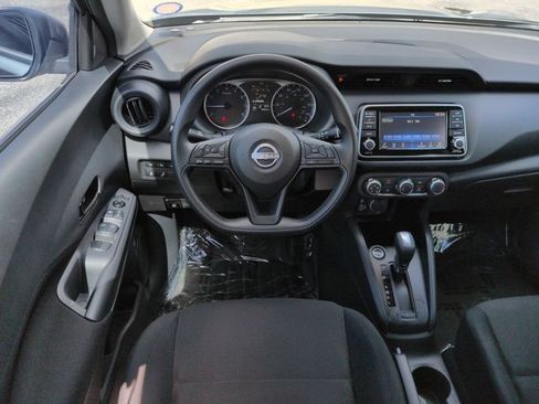 Certified 2025 Nissan Kicks Play S FWD image 16