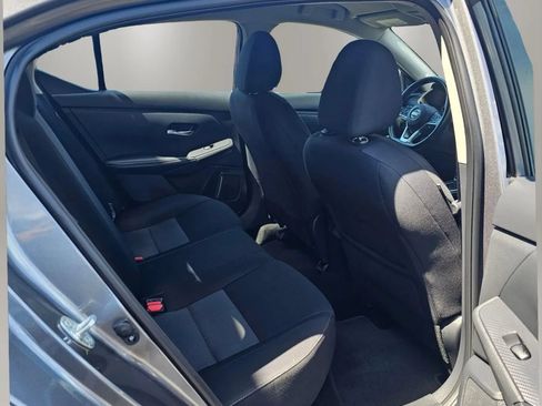 Used 2023 Nissan Sentra SV w/ All-Weather Package FWD image 9