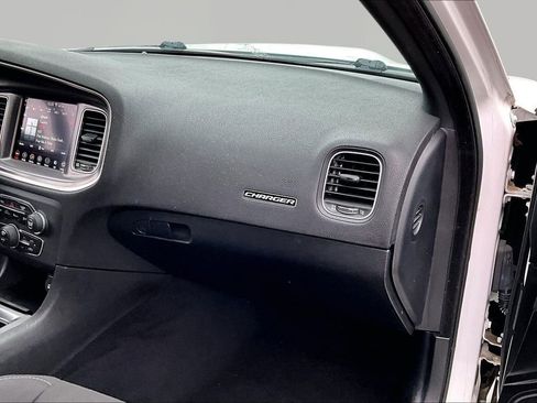 Used 2019 Dodge Charger GT RWD image 18