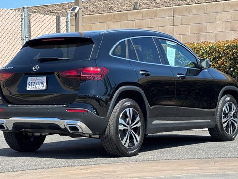 Used 2025 Mercedes-Benz GLA 250 image 4