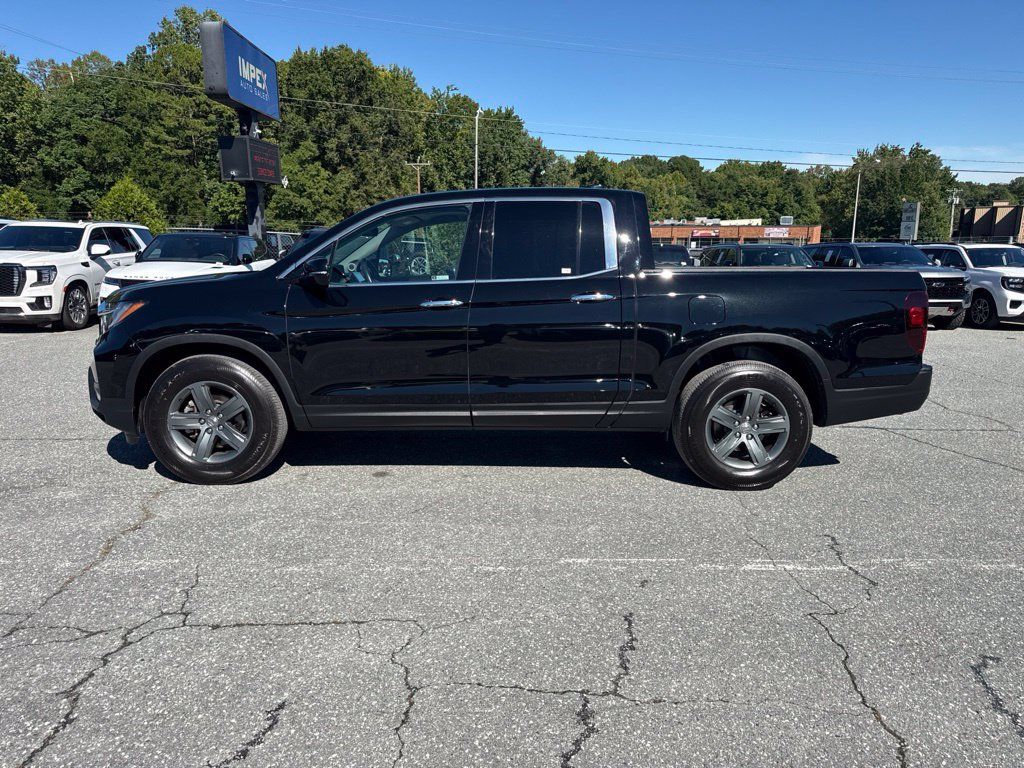 Used 2023 Honda Ridgeline RTL-E image 2