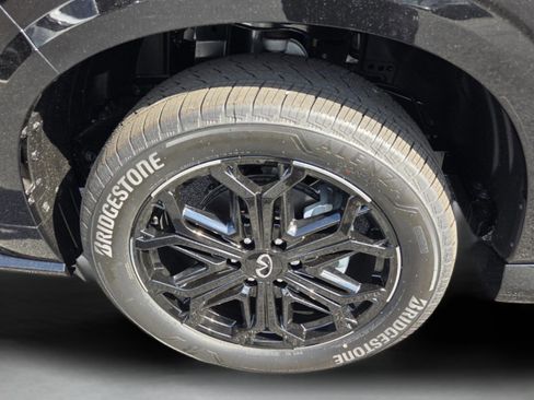 New 2026 INFINITI QX80 4WD image 26