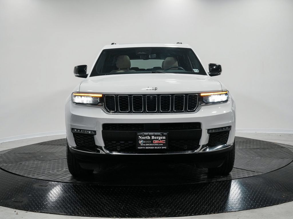 Used 2023 Jeep Grand Cherokee L Limited w/ Luxury Tech Group II AWD/4WD image 2