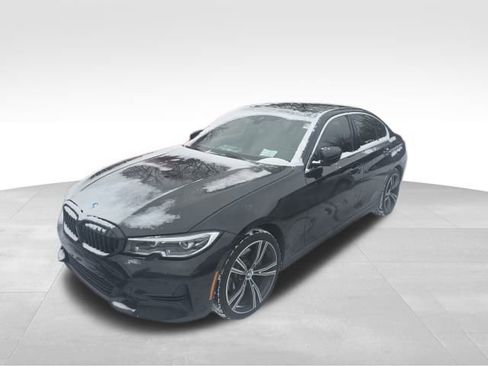 Used 2021 BMW 330i xDrive Sedan w/ Premium Package image 10