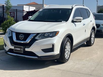 Used 2018 Nissan Rogue SV w/ Premium Package