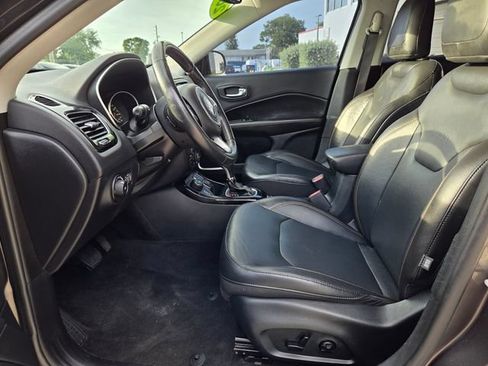 Used 2019 Jeep Compass Limited AWD/4WD image 14
