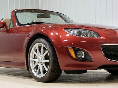 Used 2009 MAZDA MX-5 Miata Grand Touring w/ Premium Pkg