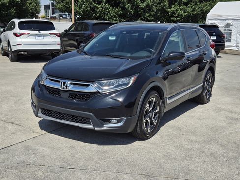 Used 2019 Honda CR-V Touring image 2