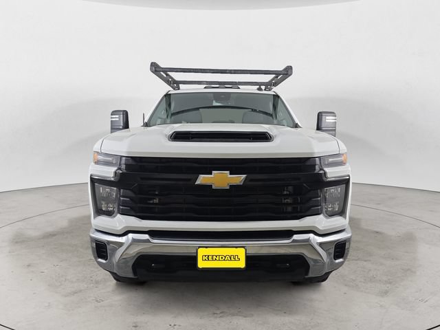 Used 2024 Chevrolet Silverado 3500 W/T w/ WT Convenience Package AWD/4WD image 2