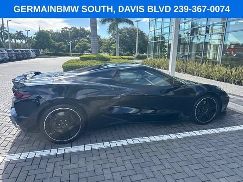 Used 2023 Chevrolet Corvette Stingray Convertible w/ Z51 Performance Package RWD image 11