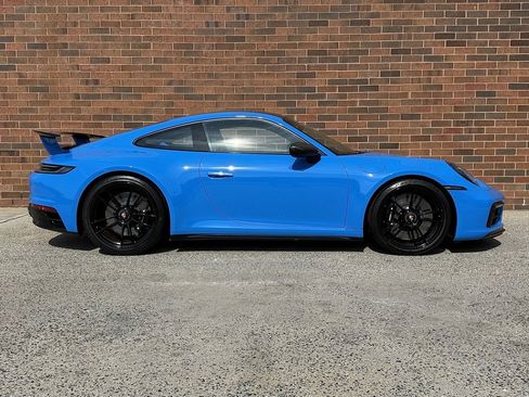 Certified 2022 Porsche 911 Carrera 4 GTS image 8