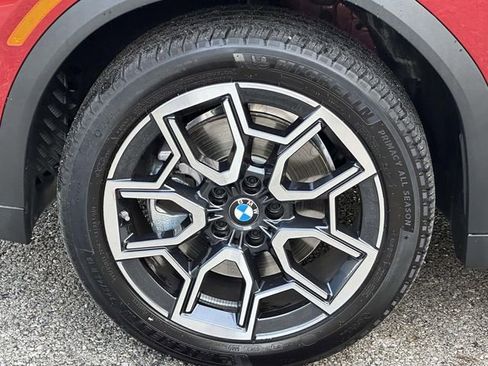 Certified 2025 BMW X2 xDrive28i w/ Technology Package image 14