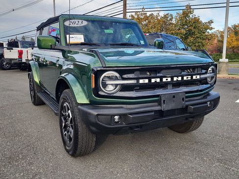 Certified 2023 Ford Bronco Outer Banks image 2