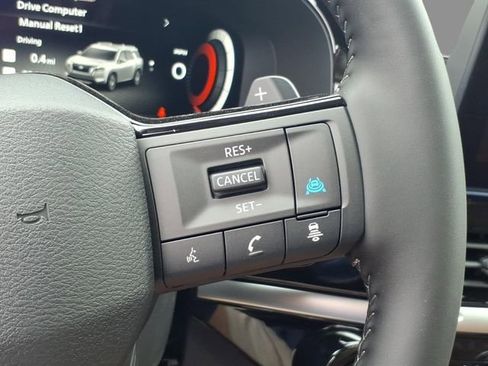 New 2026 Nissan Pathfinder Platinum AWD/4WD image 24