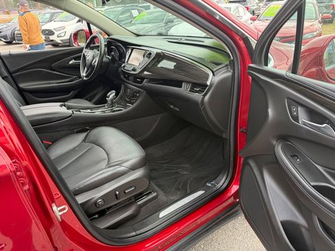 Used 2019 Buick Envision Essence image 9