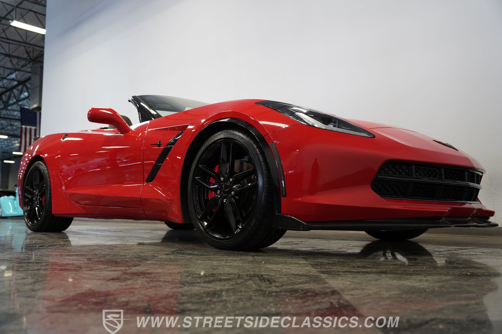 Used 2019 Chevrolet Corvette Stingray Convertible w/ Carbon Flash Badge Package RWD image 40