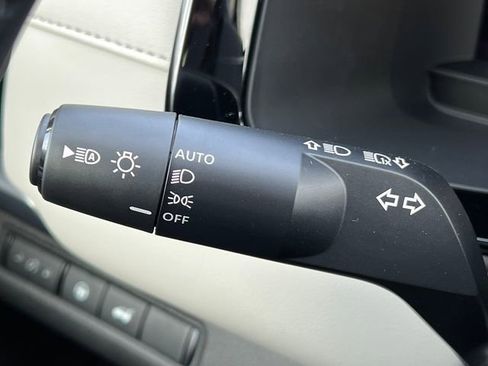 New 2026 Nissan Pathfinder SL image 19