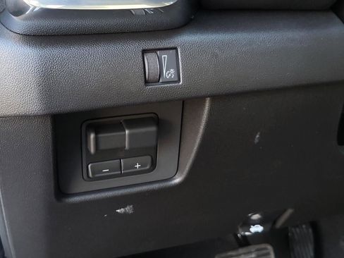 New 2026 GMC Canyon Elevation w/ Convenience Package image 8