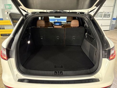 Used 2023 Lincoln Nautilus Reserve image 31
