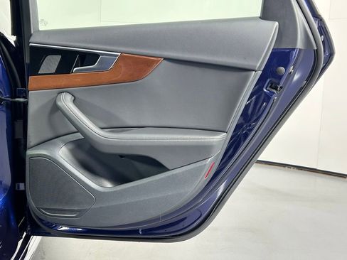 Used 2022 Audi A4 2.0T Premium Plus w/ Premium Plus Package image 12