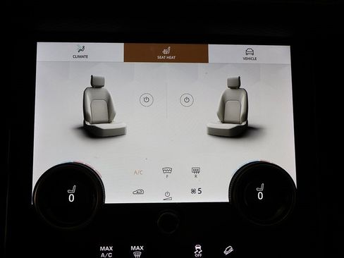 Used 2021 Land Rover Range Rover Velar R-Dynamic S image 49