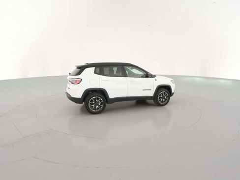 New 2026 Jeep Compass Trailhawk image 13